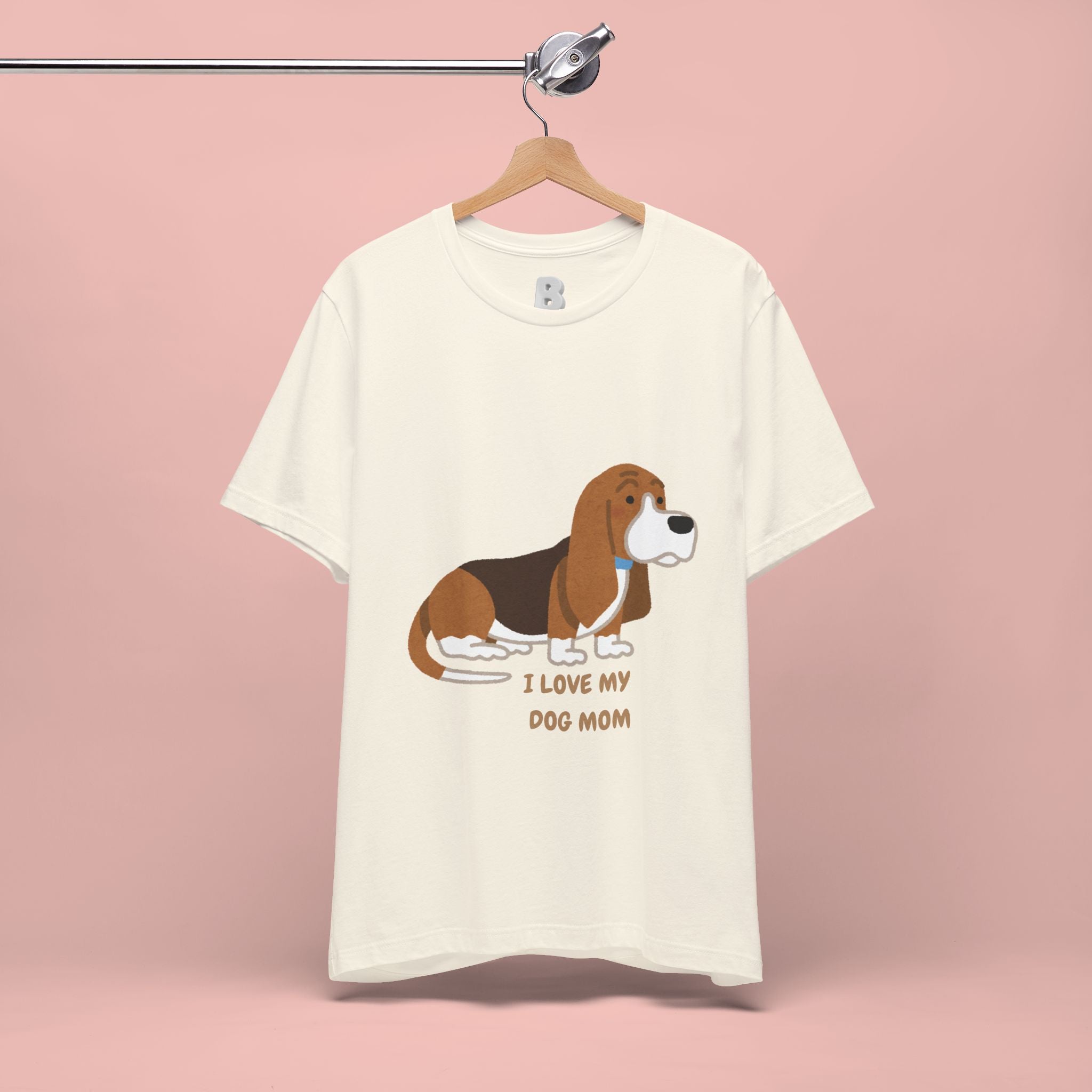 Dog Mom T‑Shirt — Cute Basset Hound I Love My Dog Mom Tee