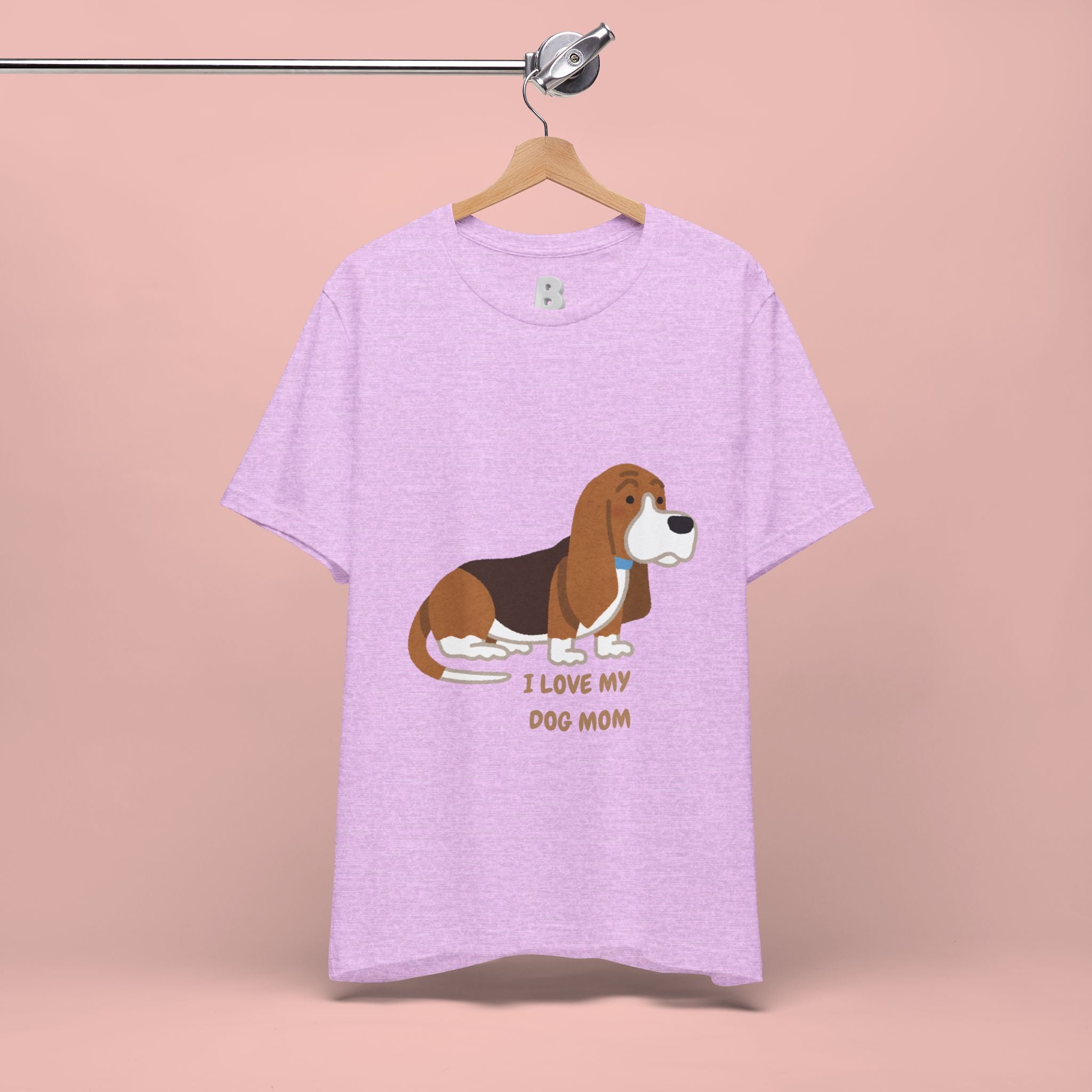 Dog Mom T‑Shirt — Cute Basset Hound I Love My Dog Mom Tee