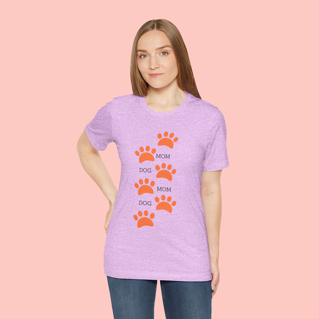 Dog Mom Paw Print T-Shirt — Cute Pet Lover Graphic Tee