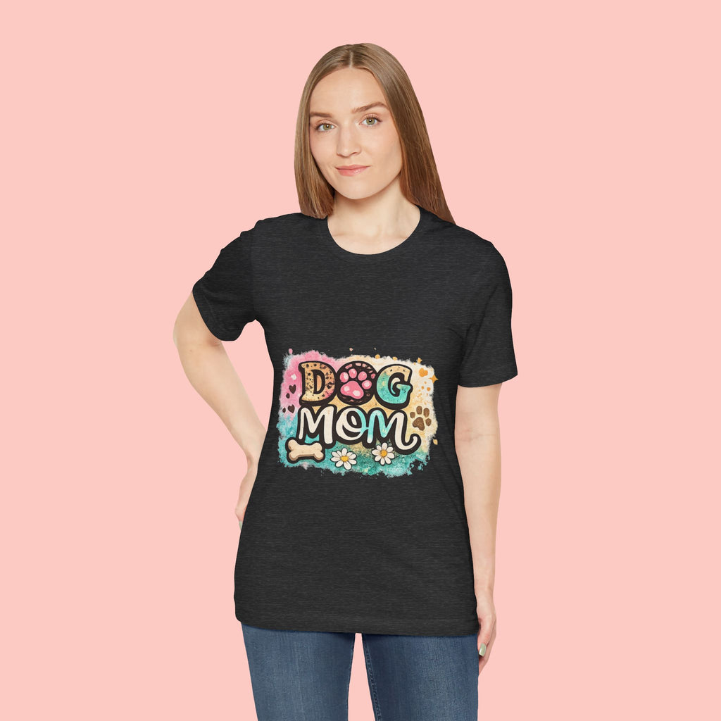 Dog Mom T-Shirt – Cute Paw Print Graphic Tee for Pet Lovers