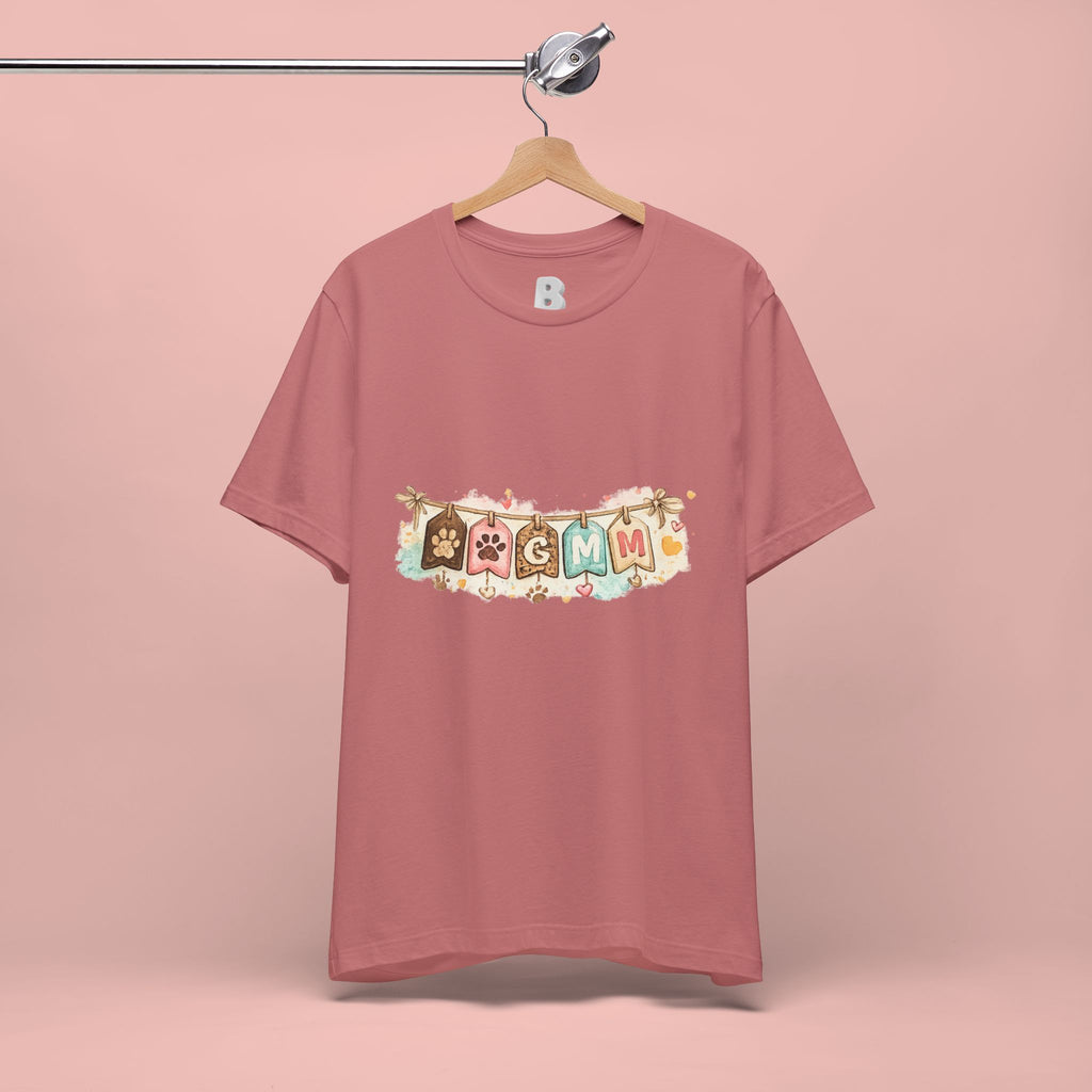 Pet Mom Banner Tee — Cute Paw Print "MOM" Graphic T-Shirt