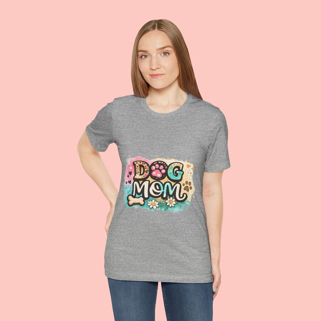 Dog Mom T-Shirt – Cute Paw Print Graphic Tee for Pet Lovers