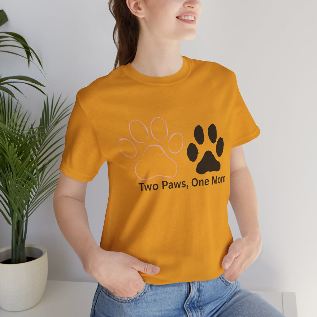 Two Paws, One Mom T-Shirt – Cute Dog Mom Paw Print Tee