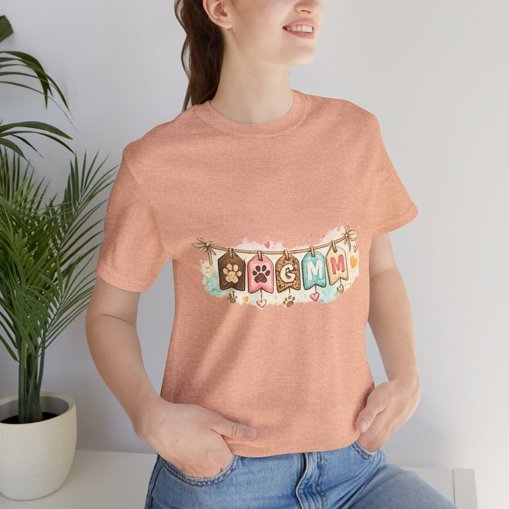 Pet Mom Banner Tee — Cute Paw Print "MOM" Graphic T-Shirt