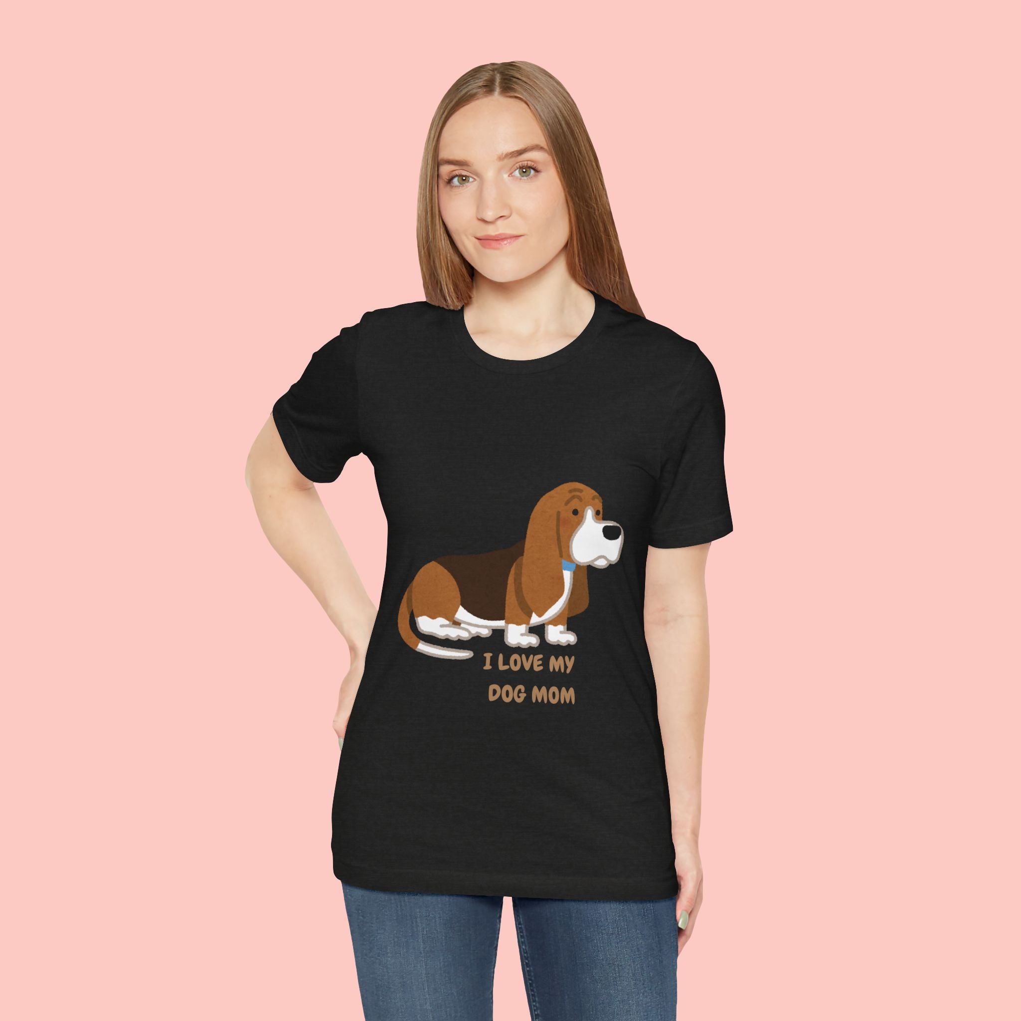 Dog Mom T‑Shirt — Cute Basset Hound I Love My Dog Mom Tee