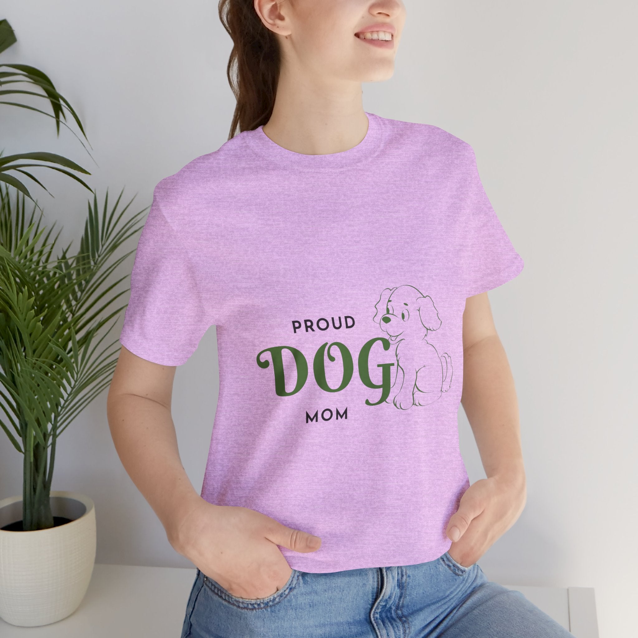 Proud Dog Mom T-Shirt – Cute Paw Print & Puppy Graphic Tee