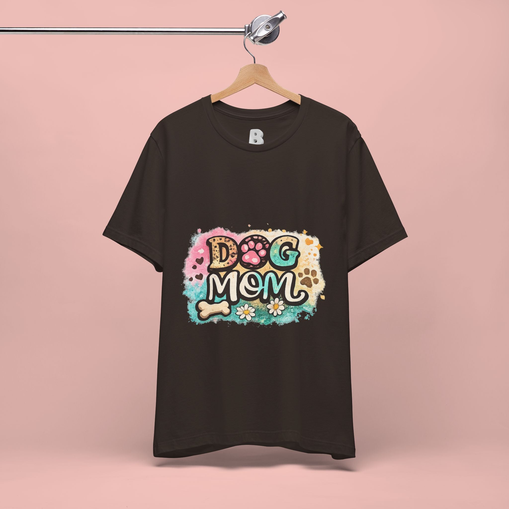 Dog Mom T-Shirt – Cute Paw Print Graphic Tee for Pet Lovers