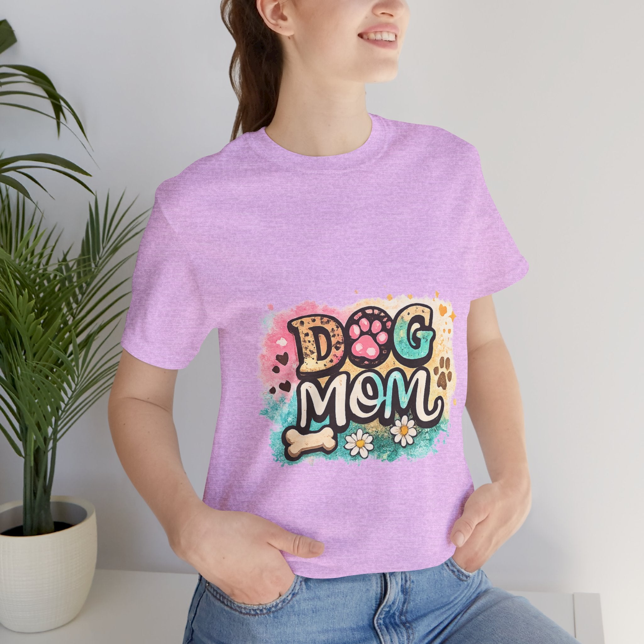 Dog Mom T-Shirt – Cute Paw Print Graphic Tee for Pet Lovers