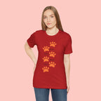 Dog Mom Paw Print T-Shirt — Cute Pet Lover Graphic Tee