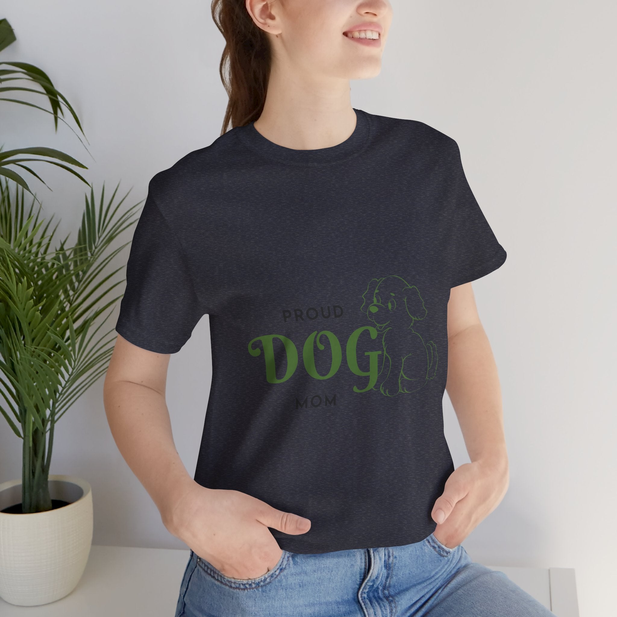 Proud Dog Mom T-Shirt – Cute Paw Print & Puppy Graphic Tee