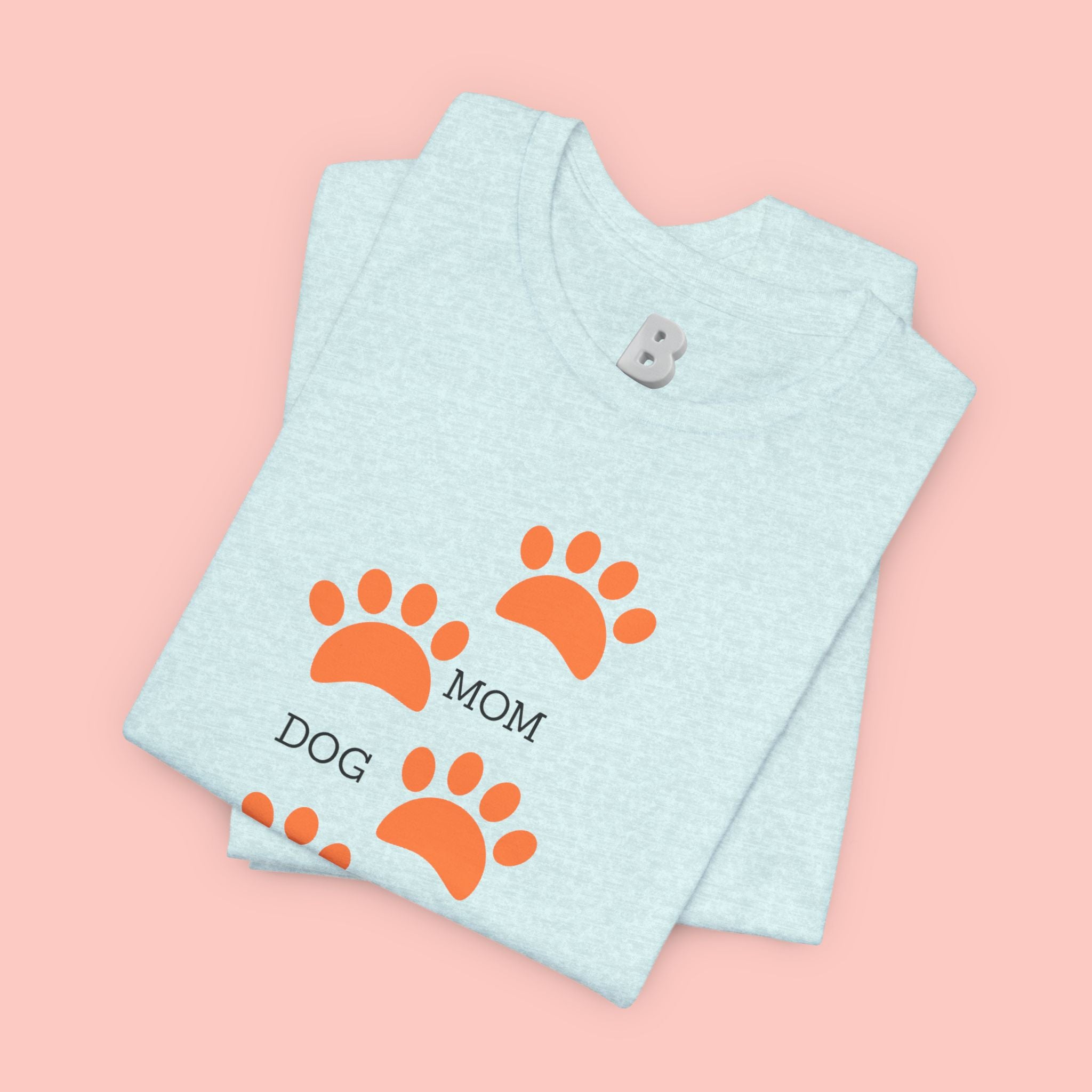 Dog Mom Paw Print T-Shirt — Cute Pet Lover Graphic Tee