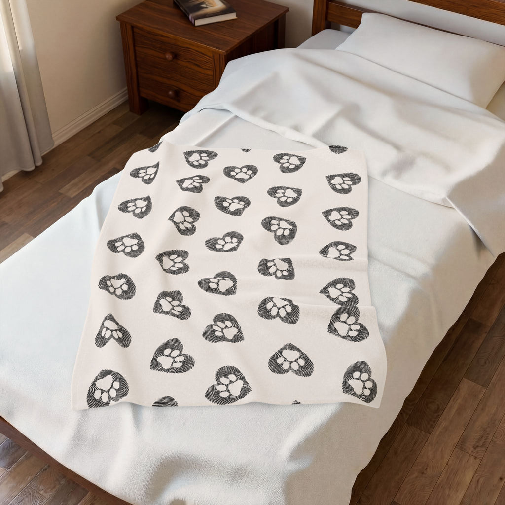 Paw Heart Velveteen Plush Blanket — Soft Cozy Pet Lover Throw