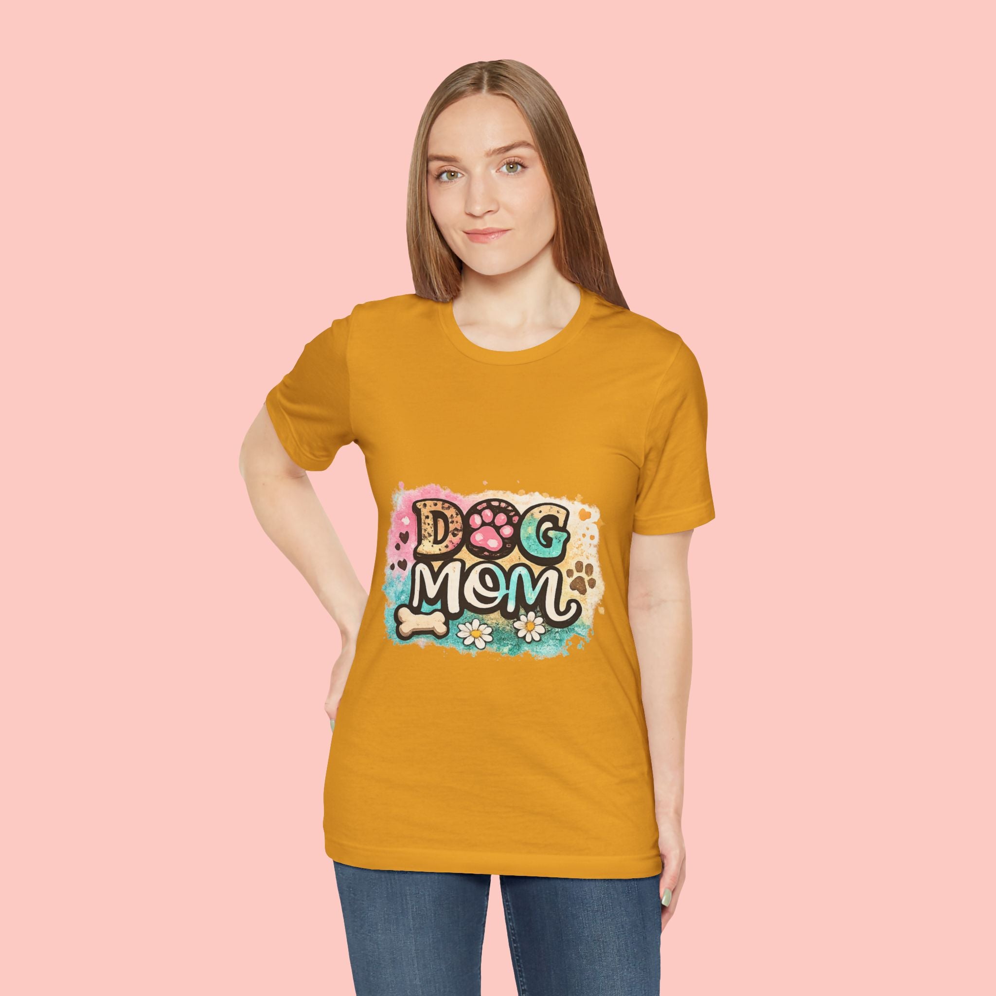 Dog Mom T-Shirt – Cute Paw Print Graphic Tee for Pet Lovers