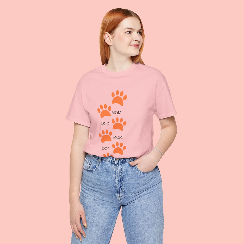 Dog Mom Paw Print T-Shirt — Cute Pet Lover Graphic Tee