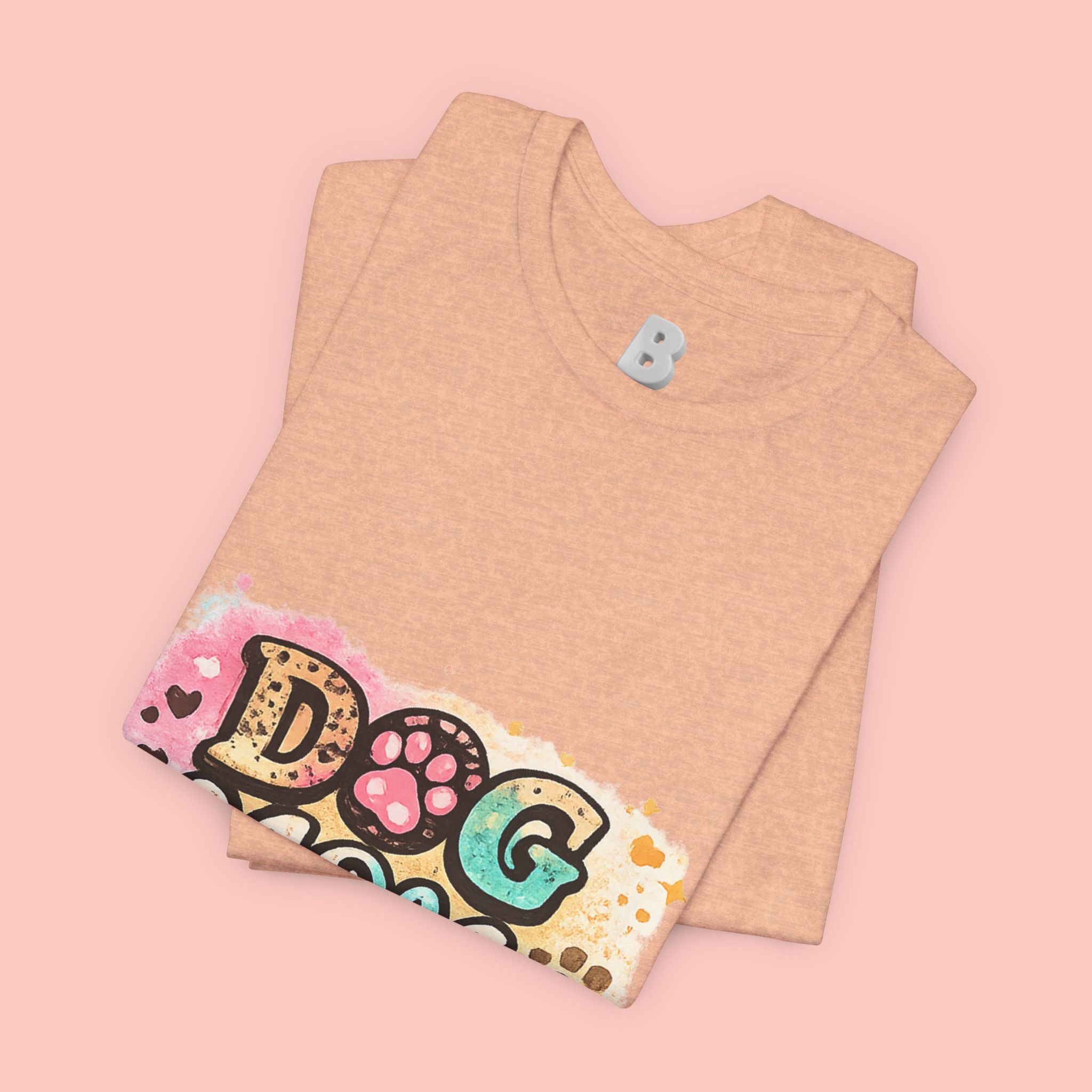 Dog Mom T-Shirt – Cute Paw Print Graphic Tee for Pet Lovers