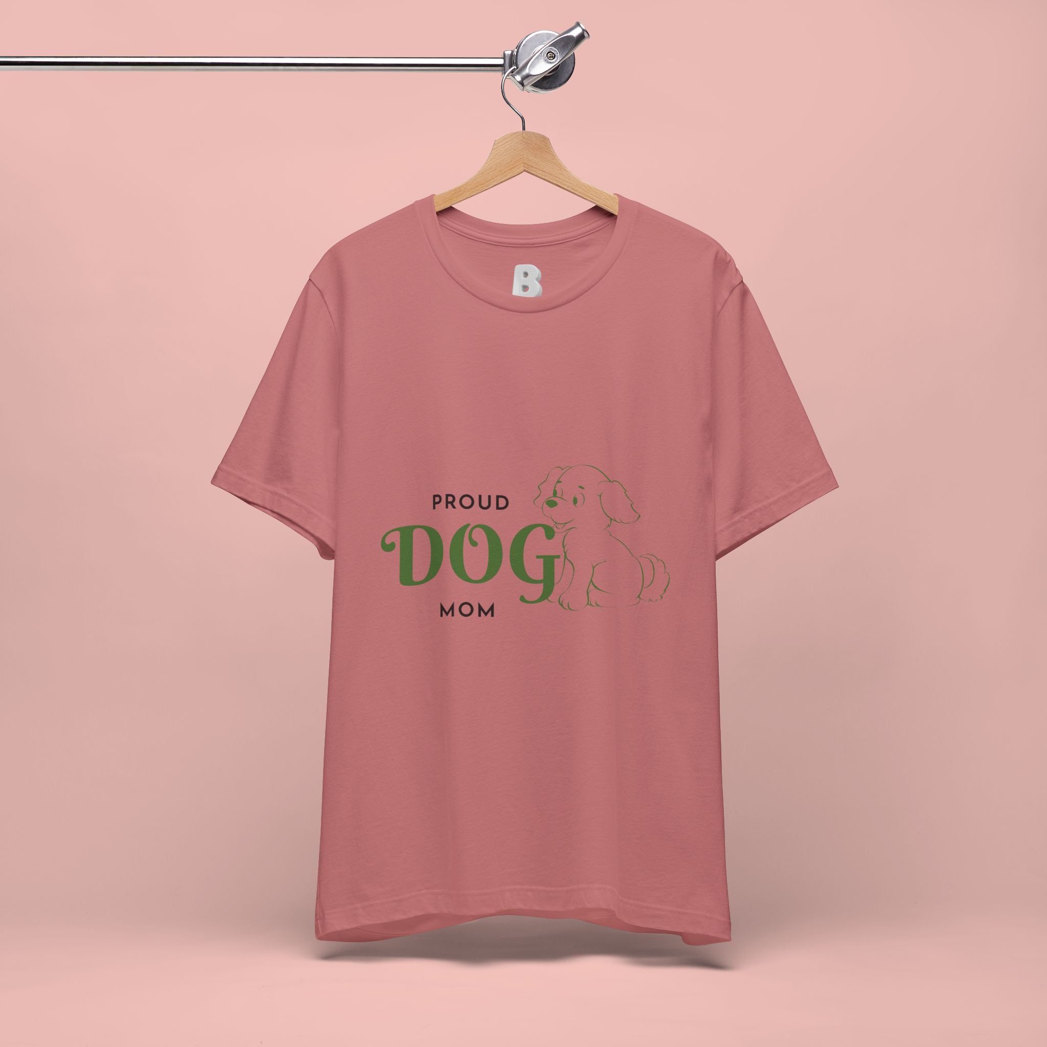Proud Dog Mom T-Shirt – Cute Paw Print & Puppy Graphic Tee