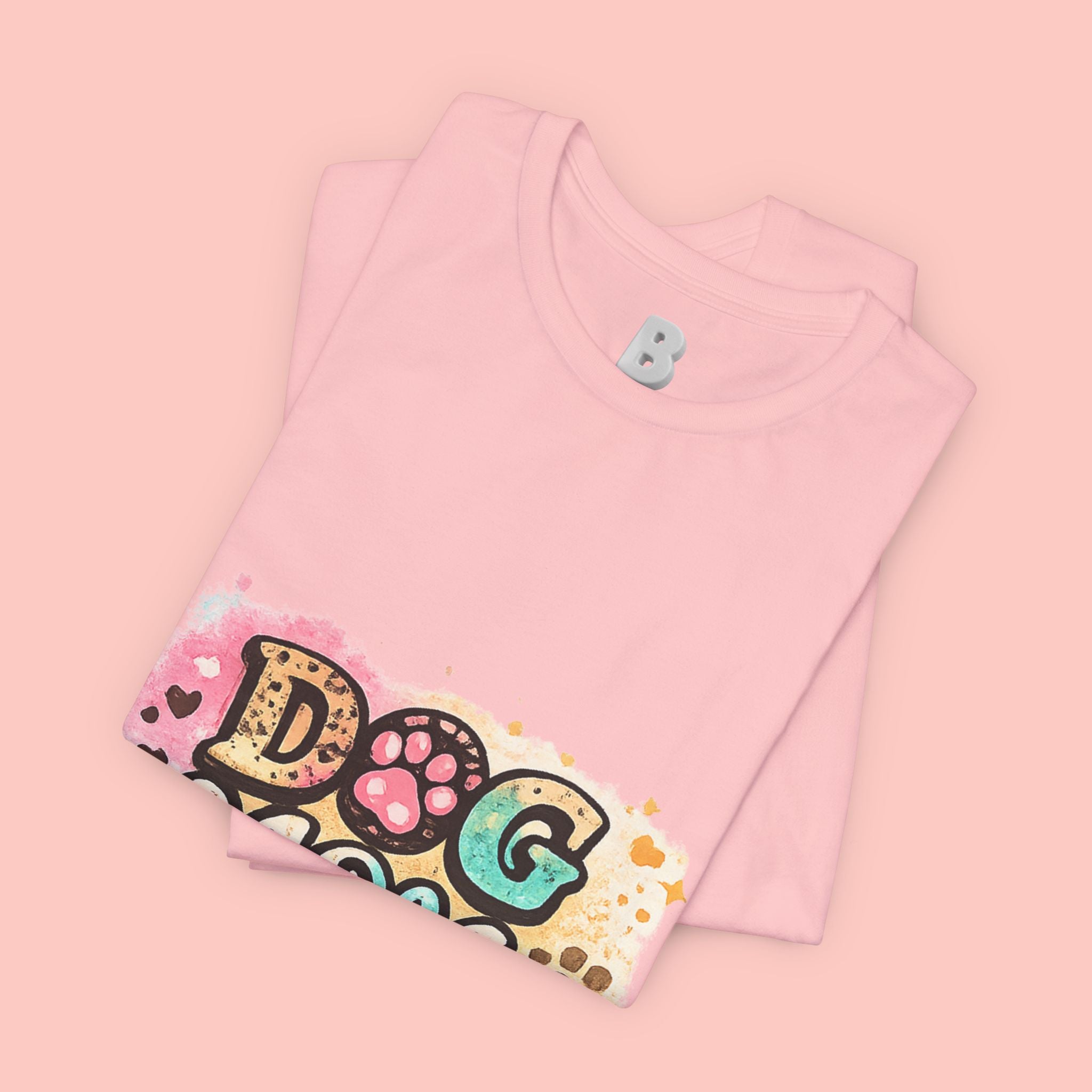 Dog Mom T-Shirt – Cute Paw Print Graphic Tee for Pet Lovers