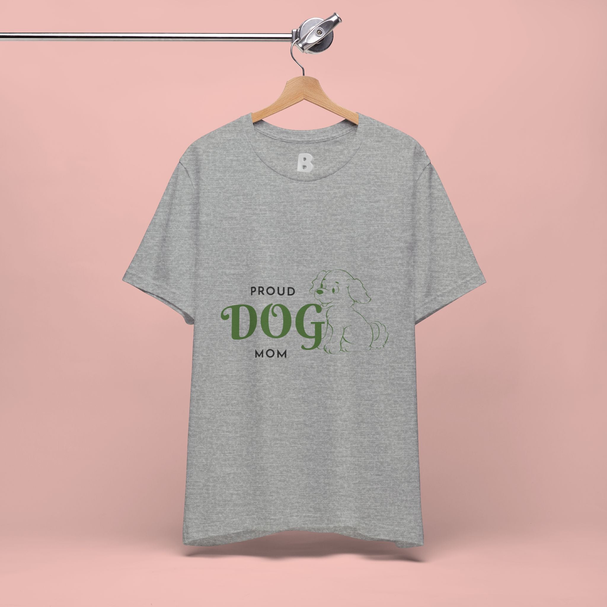 Proud Dog Mom T-Shirt – Cute Paw Print & Puppy Graphic Tee